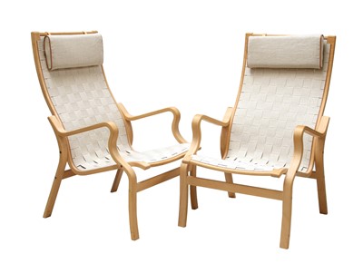 Lot 492 - A pair of bentwood lounge chairs