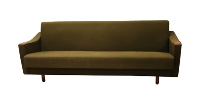 Lot 488 - A Danish upholstered daybed/settee