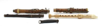 Lot 151 - A 19th century ebony clarinet