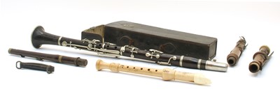 Lot 151 - A 19th century ebony clarinet