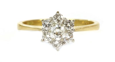 Lot 194 - An 18ct gold diamond cluster ring