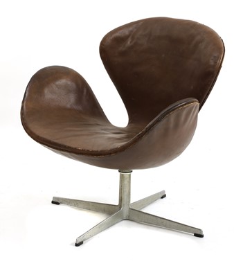Lot 334 - A 'Swan' chair