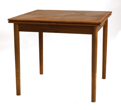 Lot 353 - A Danish 'AM28' teak draw-leaf dining table