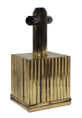 Lot 516 - A brass fluted table lamp