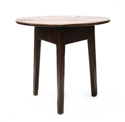 Lot 299 - An oak cricket table