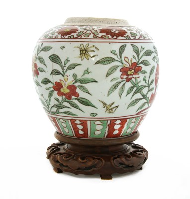 Lot 94 - A Chinese polychrome-decorated jar