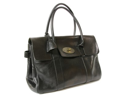 Lot 522 - A Mulberry black leather 'Bayswater' handbag