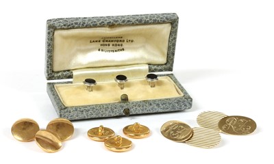 Lot 428 - A pair of 9ct gold cufflinks