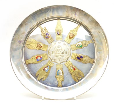Lot 33 - A cased commemorative silver gilt plate for the 25th Anniversary of the Coronation