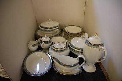 Lot 239 - A collection of Wedgwood 'Curzon' pattern dinner service for six