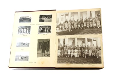 Lot 106 - A quantity of country house photograph albums