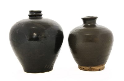 Lot 81 - A Chinese stoneware jar