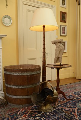 Lot 121 - A mahogany standard lamp