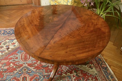Lot 47 - A Regency mahogany centre table