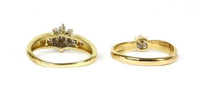 Lot 265 - An 18ct gold single stone diamond ring