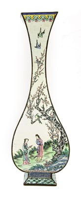 Lot 198 - A Chinese Canton enamelled vase