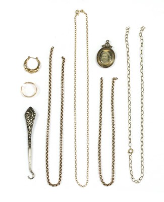 Lot 410 - A quantity of gold and costume jewellery