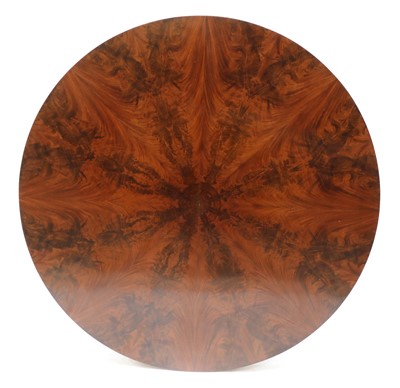 Lot 484 - A large Regency circular mahogany pedestal table