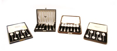 Lot 18 - A collection of cased silver teaspoons