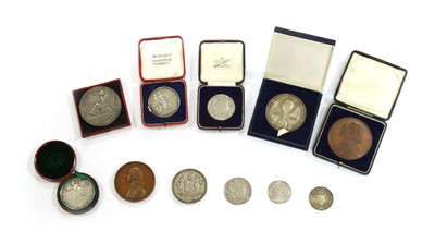 Lot 76 - Medallions, Great Britain and World