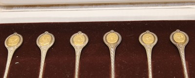 Lot 17 - The Sovereign Queen's spoon collection