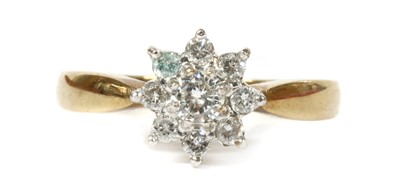 Lot 181 - A 9ct gold diamond cluster ring