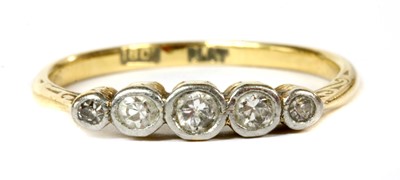 Lot 129 - A gold five stone diamond ring