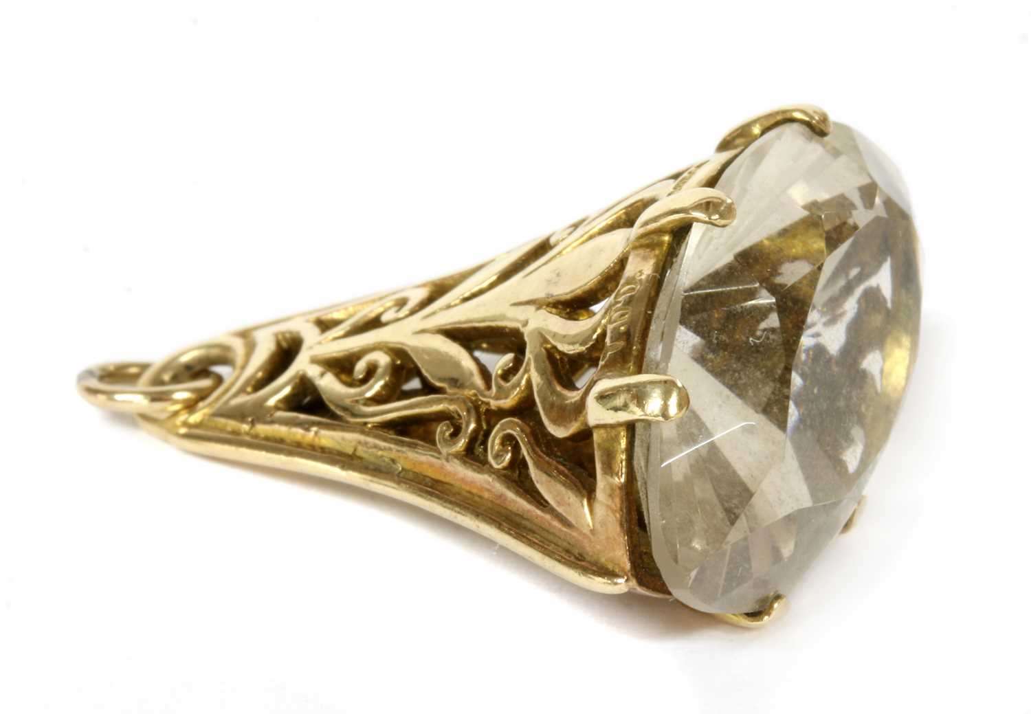 Lot 242 - A 9ct gold smoky quartz fob