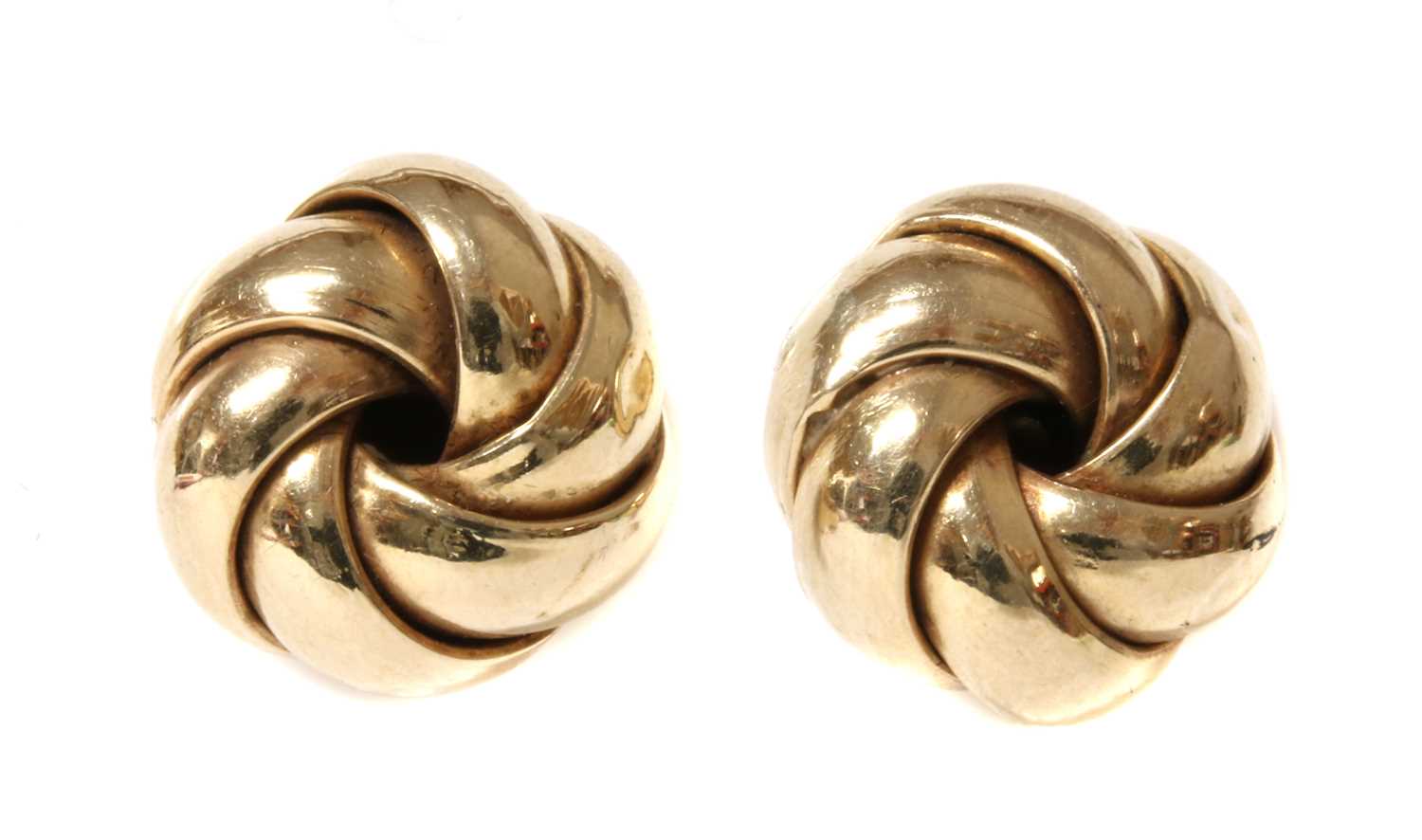 Lot 99 - A pair of 9ct gold knot earrings