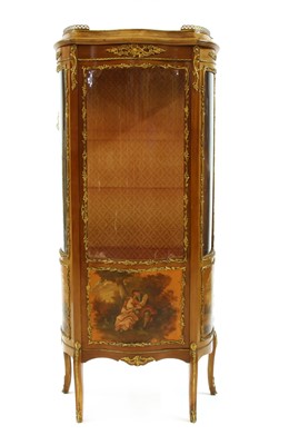 Lot 783 - A mahogany and gilt mounted vitrine