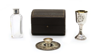 Lot 25 - A cased Victorian silver communion set