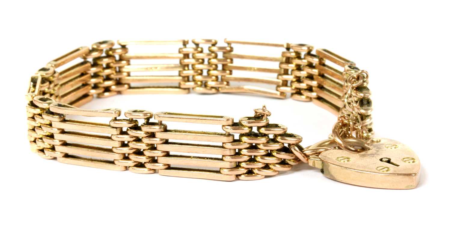 Lot 73 - A gold five row gate bracelet