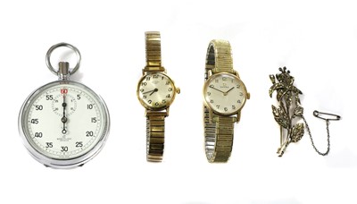 Lot 275 - A ladies' 9ct gold Omega mechanical bracelet watch