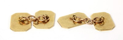 Lot 240 - A pair of gold chain link cufflinks