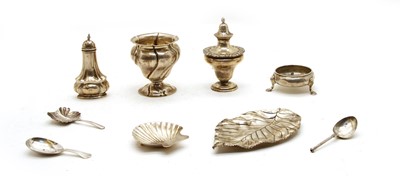 Lot 4 - A collection of silver items