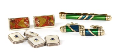 Lot 248 - A collection of gentlemen's silver and costume jewellery