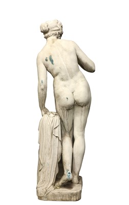 Lot 88 - A composite garden statue of Venus with the Apple