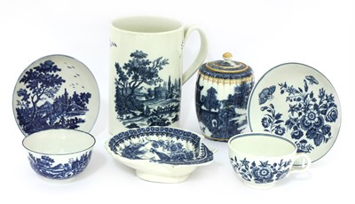 Lot 441 - A Worcester blue and white mug