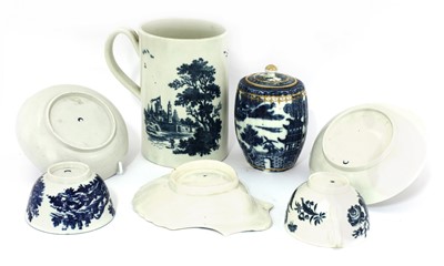 Lot 441 - A Worcester blue and white mug