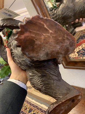 Lot 857 - A Black Forest standing bear