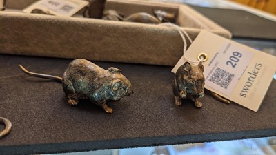 Lot 209 - A collection of fourteen cold-painted bronze and lead mice and rats