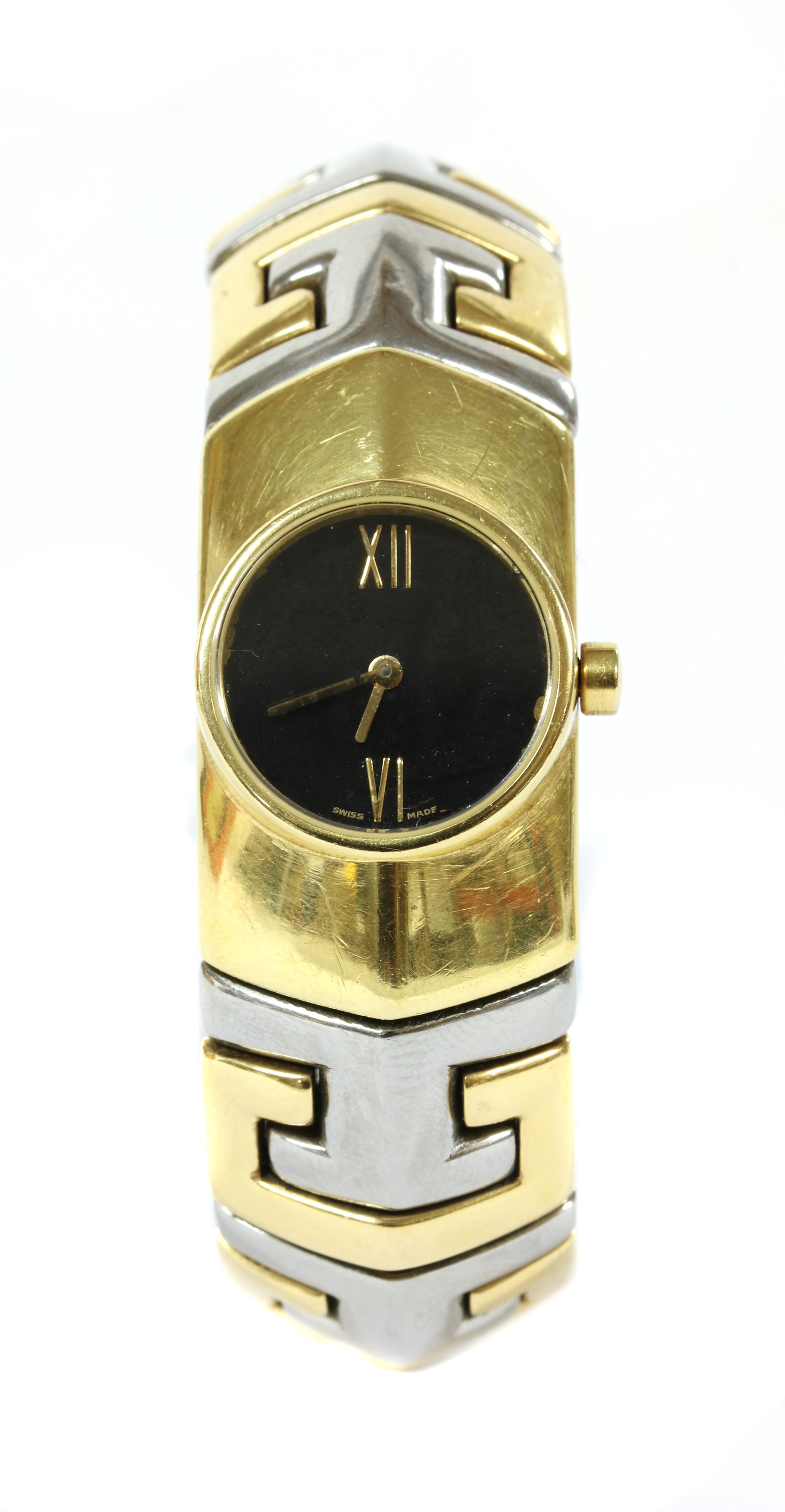 Lot 179 - A ladies' stainless steel and gold Gianni