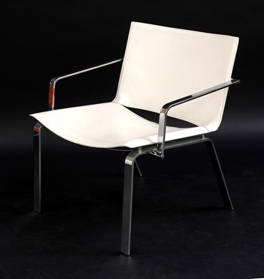 Lot 234 - A Cattelan Italia white leather and chrome armchair