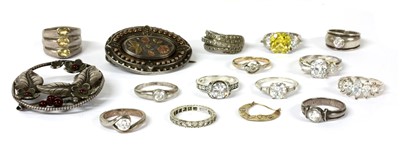 Lot 417 - A quantity of jewellery