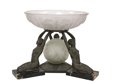 Lot 159 - A French Art Deco centrepiece