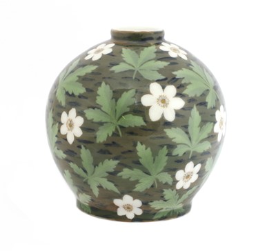 Lot 202 - A Bing & Grøndahl porcelain vase