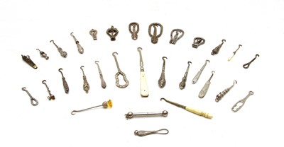 Lot 323 - A collection of button hooks