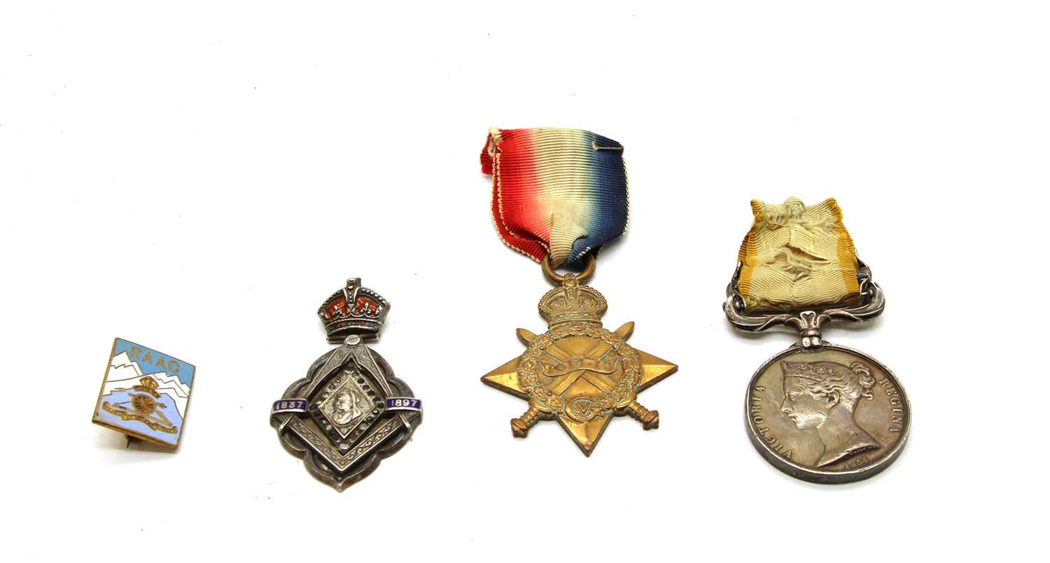 Lot 11 - A Crimea medal