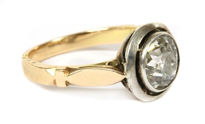 Lot 297 - A gold single stone diamond ring