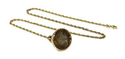 Lot 401 - A 9ct gold citrine seal fob